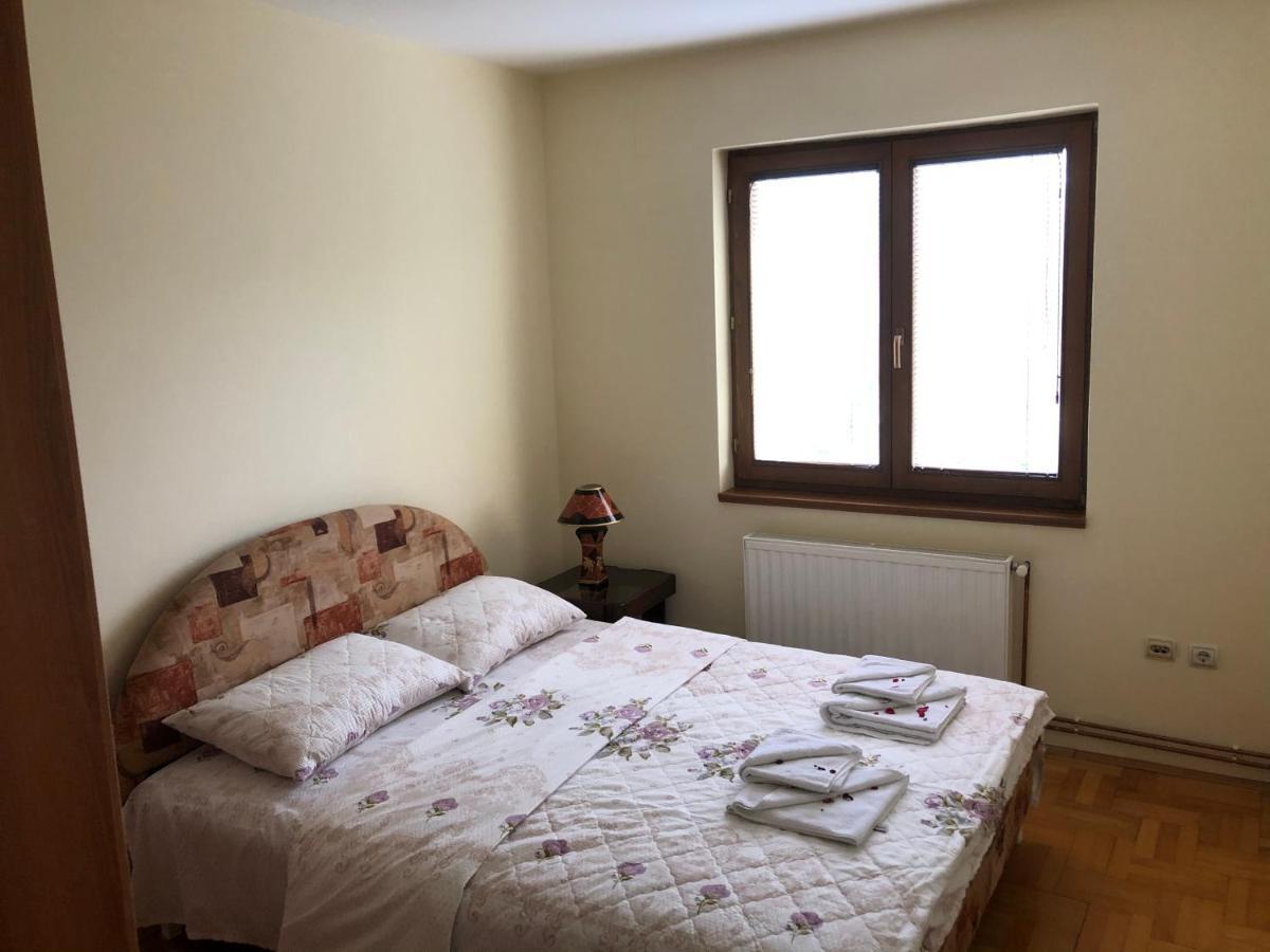 Apartman Djina Vrnjačka Banja エクステリア 写真